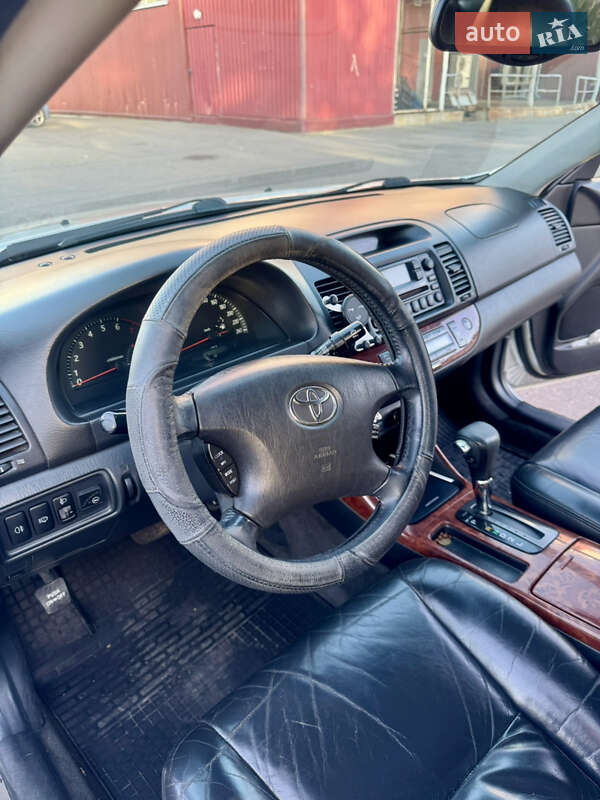 Седан Toyota Camry 2002 в Кременчуці