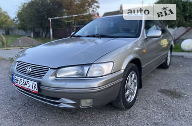 Седан Toyota Camry 1998 в Одесі