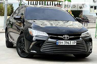 Седан Toyota Camry 2015 в Одессе