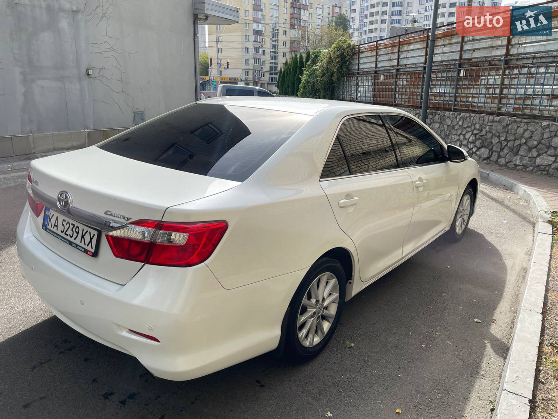 2013 Toyota Camry - мініатюра 5