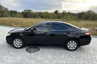 Седан Toyota Camry 2007 в Львові