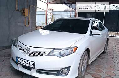 Седан Toyota Camry 2014 в Первомайську