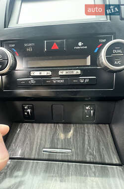 Седан Toyota Camry 2011 в 