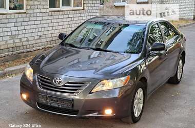 Седан Toyota Camry 2007 в Черкасах