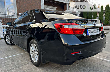 Седан Toyota Camry 2012 в Киеве