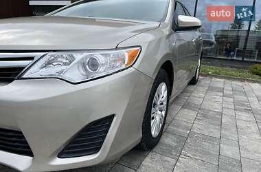 Седан Toyota Camry 2014 в Тячеве