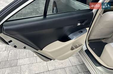 Седан Toyota Camry 2014 в Тячеве