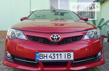 Седан Toyota Camry 2012 в Одесі