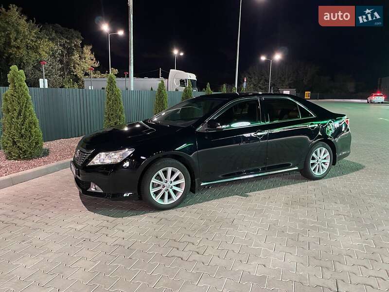 Седан Toyota Camry 2012 в Одессе