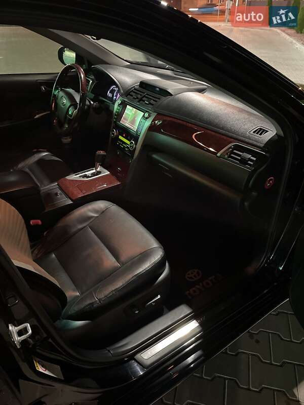 Седан Toyota Camry 2012 в Одессе
