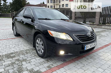 Седан Toyota Camry 2007 в Хмельницькому