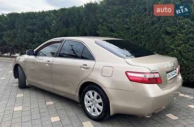 Седан Toyota Camry 2006 в Ужгороді