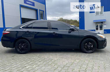 Седан Toyota Camry 2014 в Виннице