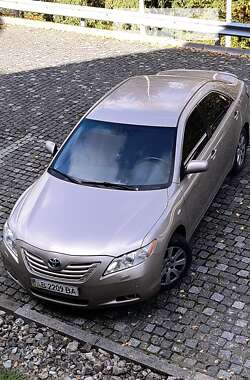 Седан Toyota Camry 2008 в Виннице