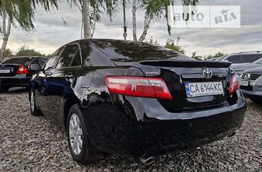 Седан Toyota Camry 2008 в Смеле