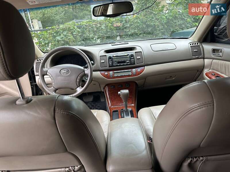 Седан Toyota Camry 2005 в Одесі
