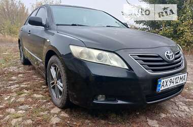 Седан Toyota Camry 2008 в Краснограді