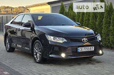 Седан Toyota Camry 2017 в Черновцах