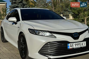 Седан Toyota Camry 2018 в Нікополі