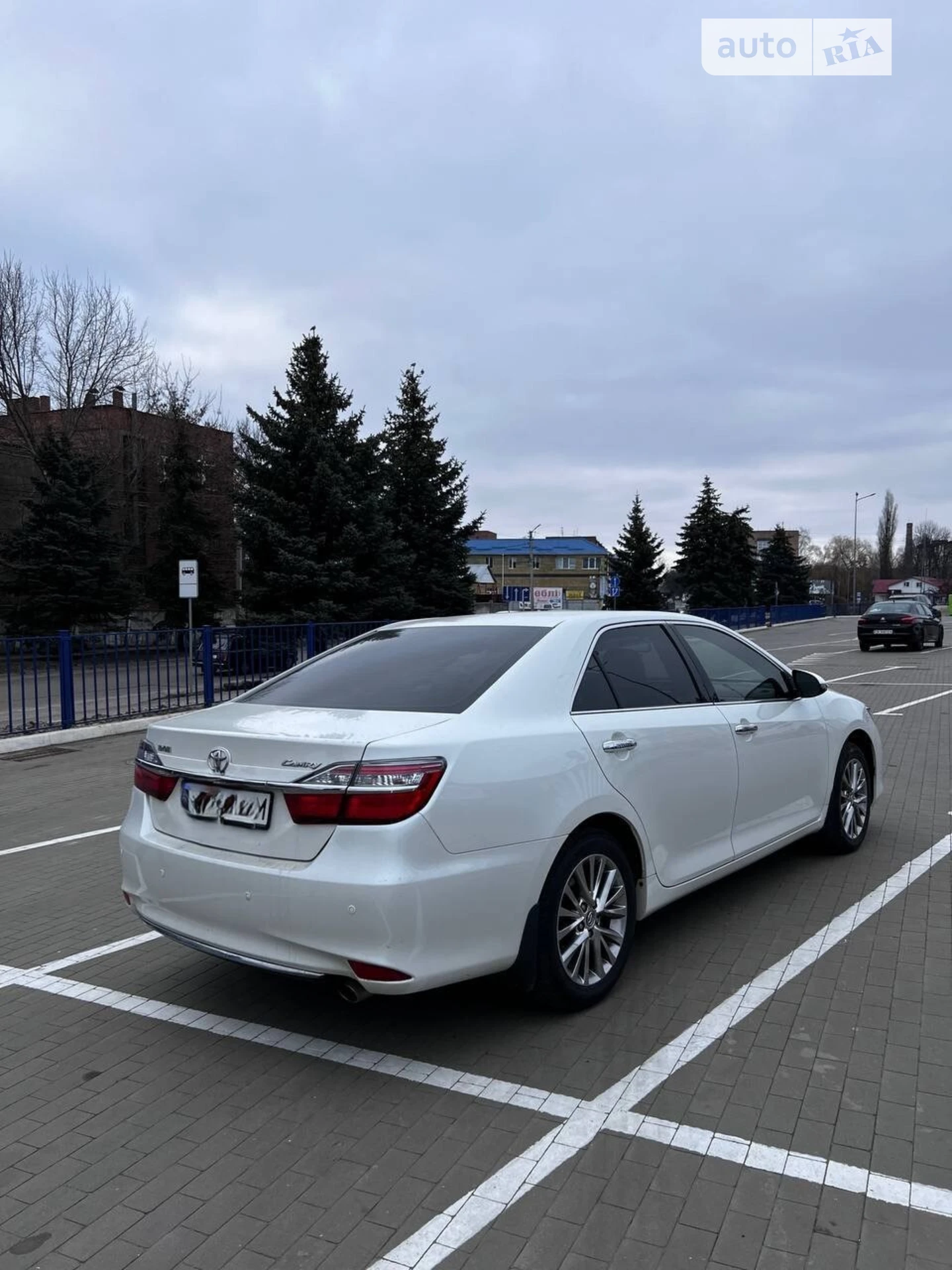 2016 Toyota Camry - мініатюра 3