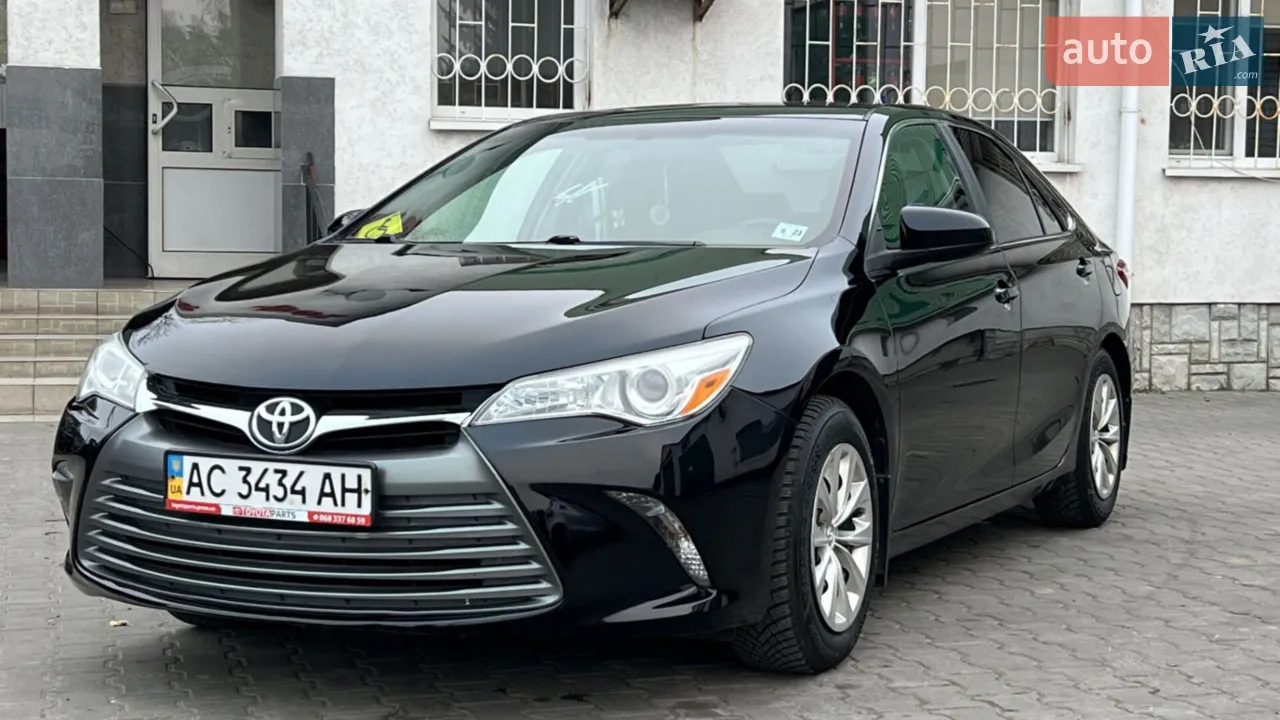 2016 Toyota Camry - мініатюра 18