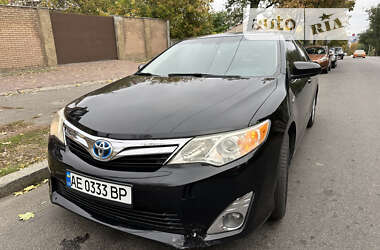 Седан Toyota Camry 2014 в Днепре