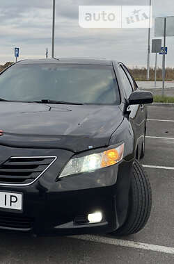 Седан Toyota Camry 2008 в Виннице