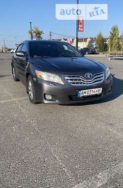 Седан Toyota Camry 2008 в Софиевской Борщаговке