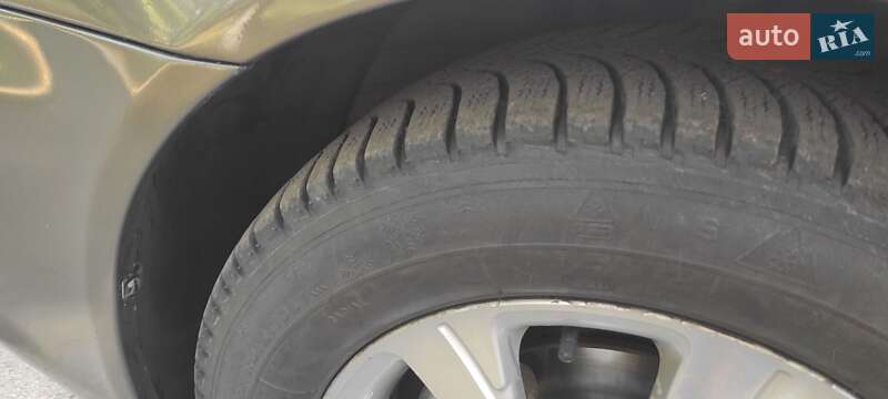 Седан Toyota Camry 2005 в Виннице