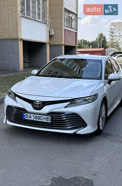 Седан Toyota Camry 2018 в Умани