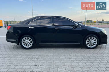 Седан Toyota Camry 2012 в Броварах