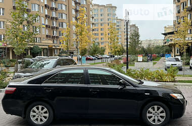 Седан Toyota Camry 2007 в Києві