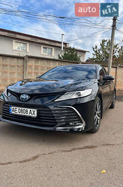 Седан Toyota Camry 2022 в Кривому Розі