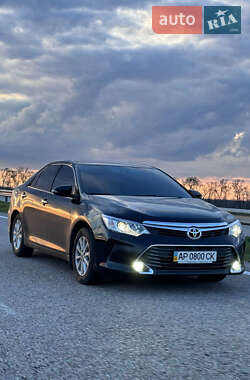 Седан Toyota Camry 2014 в Запоріжжі