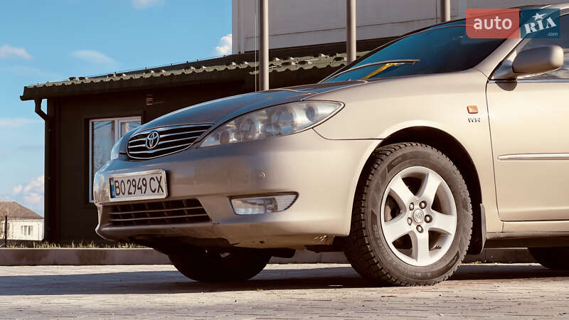 Седан Toyota Camry 2005 в Збараже