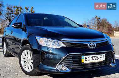 Седан Toyota Camry 2014 в Вінниці