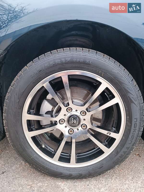 Седан Toyota Camry 2011 в Харкові