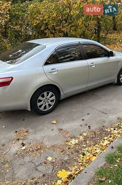 Седан Toyota Camry 2006 в Киеве