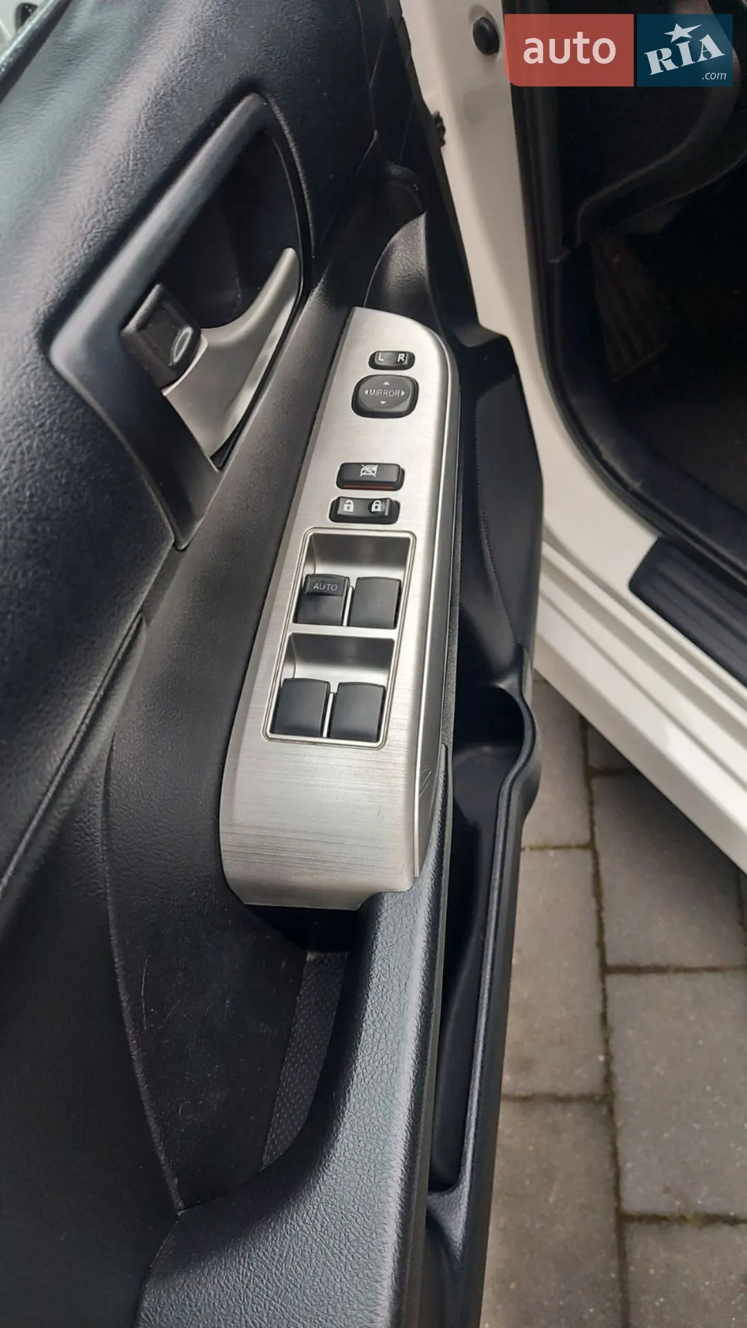 2013 Toyota Camry - мініатюра 10