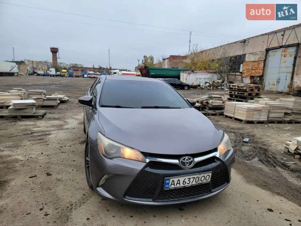 2014 Toyota Camry - мініатюра 32