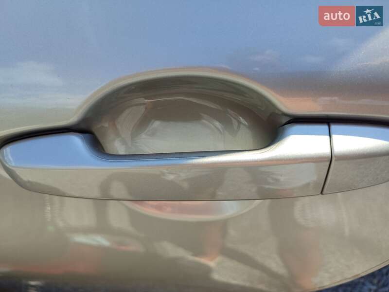 Седан Toyota Camry 2016 в Тернополі