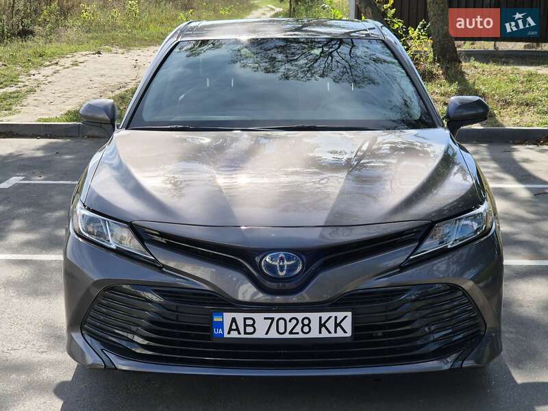 Седан Toyota Camry 2020 в Вінниці