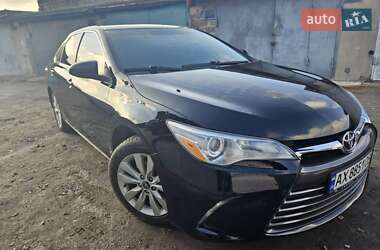 Седан Toyota Camry 2016 в Харкові