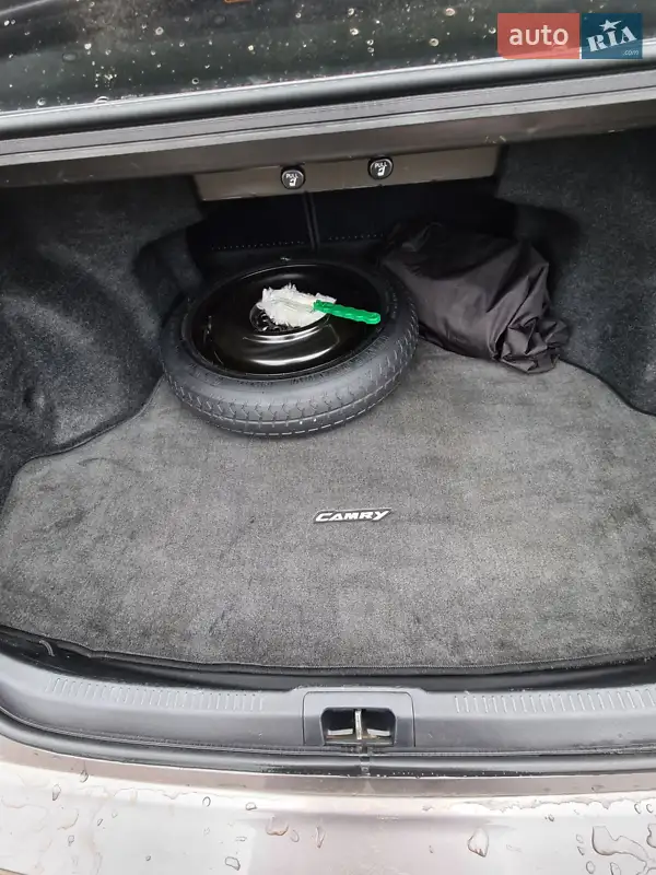 Седан Toyota Camry 2015 в 