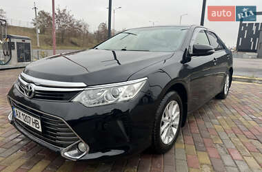 Седан Toyota Camry 2014 в Харкові