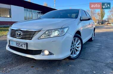 Седан Toyota Camry 2012 в Умани