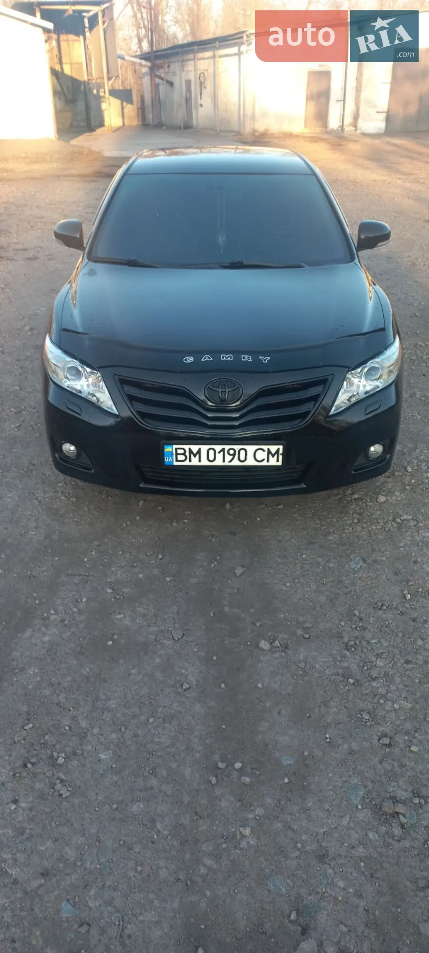 2010 Toyota Camry - фото 1