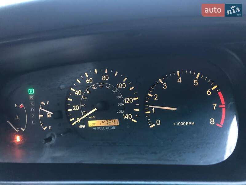 Седан Toyota Camry 2000 в Одессе