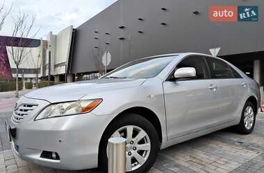 Седан Toyota Camry 2007 в Киеве