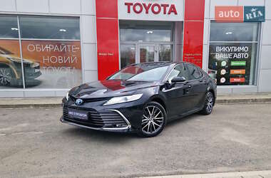 Седан Toyota Camry 2022 в Кропивницькому